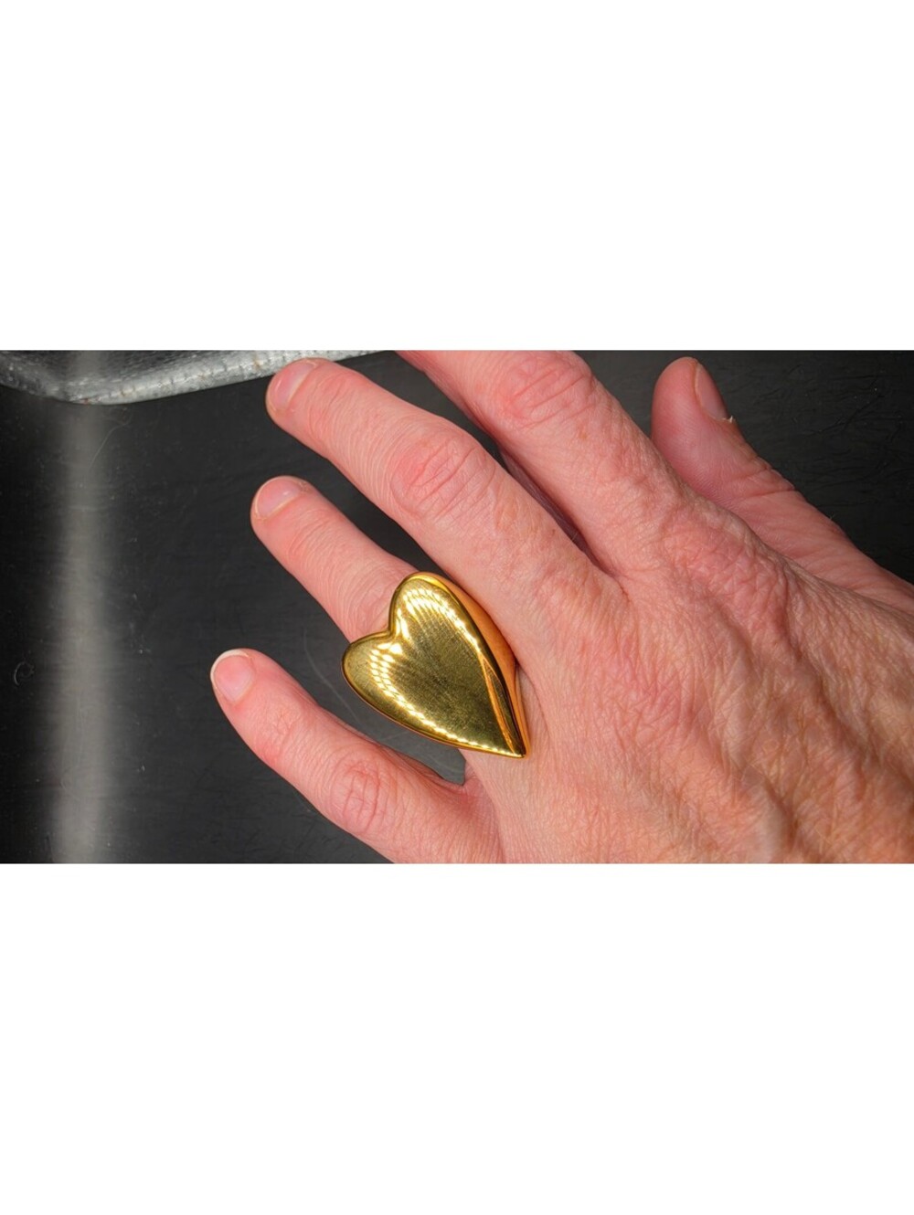 Bold Gold Tone Heart Statement Ring Size 5.5